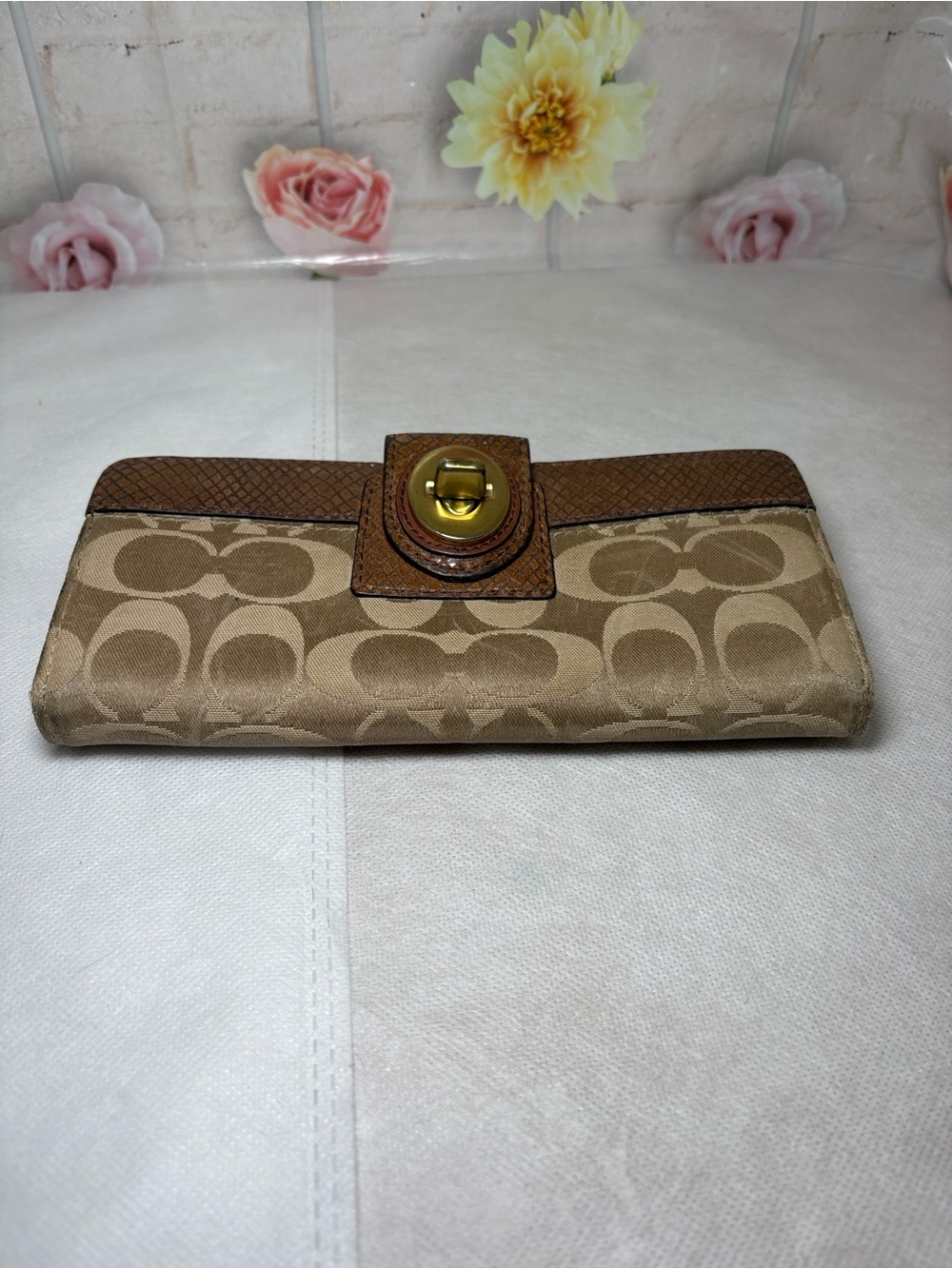 Coach Snake Skin Embossed Peyton Signature Sateen Turnlock Wallet - Picture 7 of 16